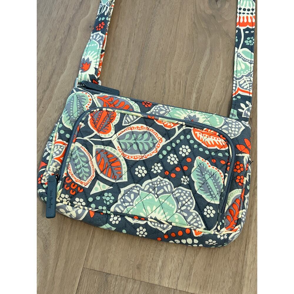 Vera Bradley Quilted Cotton Crossbody Purse in Nomadic Floral Print - Picture 3 of 9